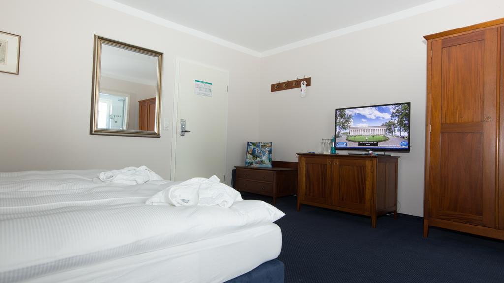 Hotel Badehaus Goor Putbus Luaran gambar