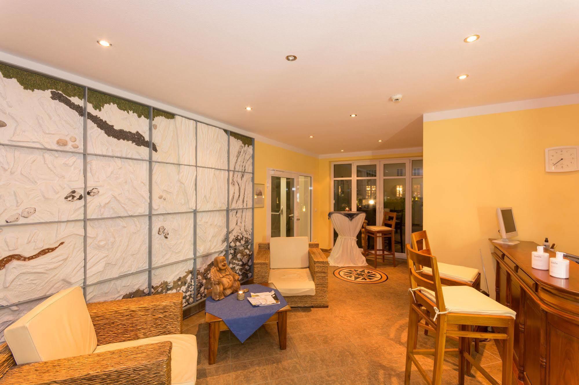 Hotel Badehaus Goor Putbus Luaran gambar